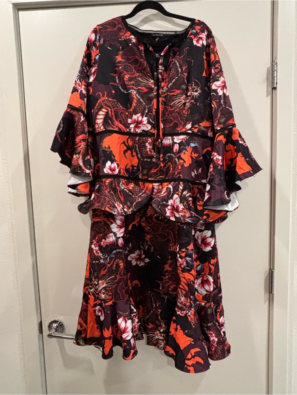 Womenβs Floral Dragon Print Ruffle Dress Orange & Black